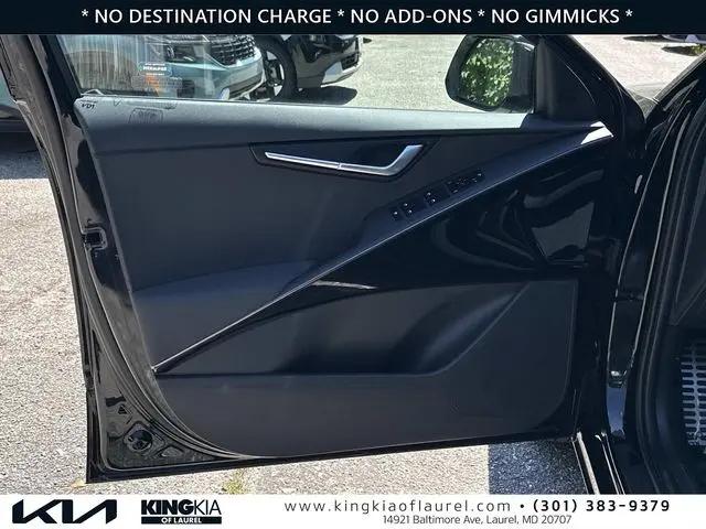 2024 Kia Niro EX Touring
