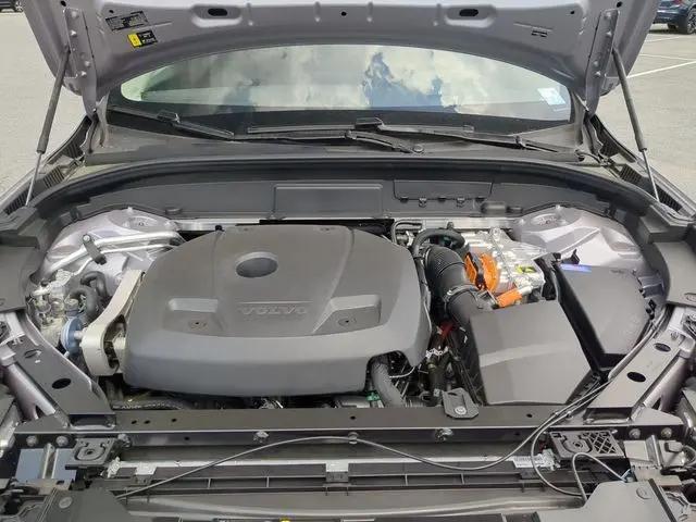 2026 Volvo XC60 Plug-In Hybrid Ultra, T8 AWD Electric/Gasoline, Dark