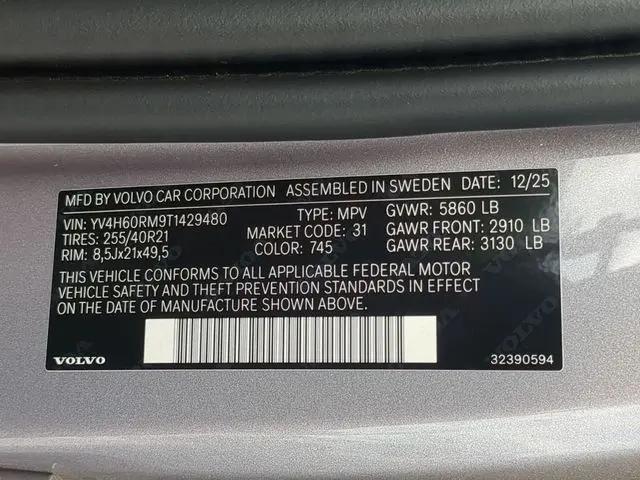 2026 Volvo XC60 Plug-In Hybrid Ultra, T8 AWD Electric/Gasoline, Dark
