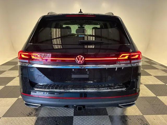 2026 Volkswagen Atlas SE with Technology