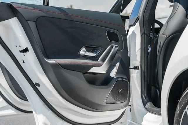 2025 Mercedes-Benz CLA 250 4MATIC