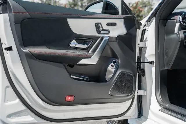 2025 Mercedes-Benz CLA 250 4MATIC