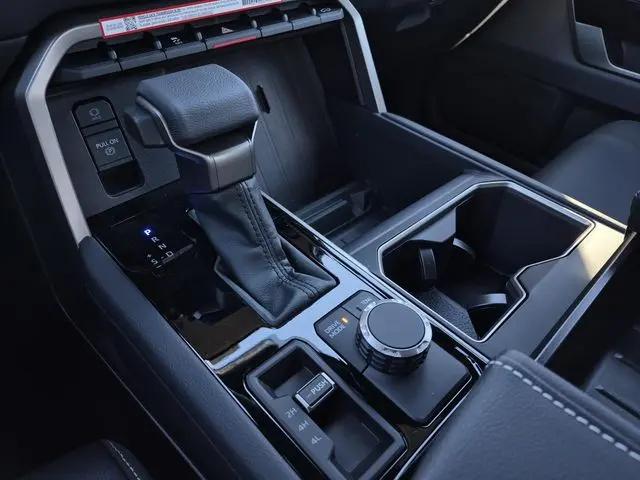 2026 Toyota Tundra Limited CrewMax 5.5' Bed