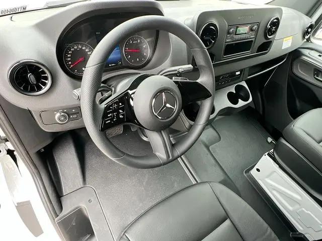 2026 Mercedes-Benz Sprinter 2500 Standard Roof 4-Cyl Diesel