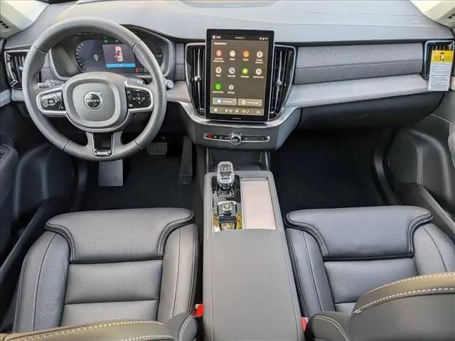 2026 Volvo XC90 Plug-In Hybrid Ultra, T8 AWD, Electric/Gasoline, Bright, 7 Seats