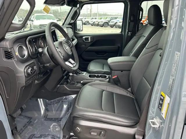 2026 Jeep Wrangler 4-Door Sahara 4x4