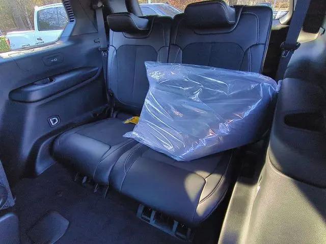 2025 Jeep Grand Cherokee L Altitude X 4x4