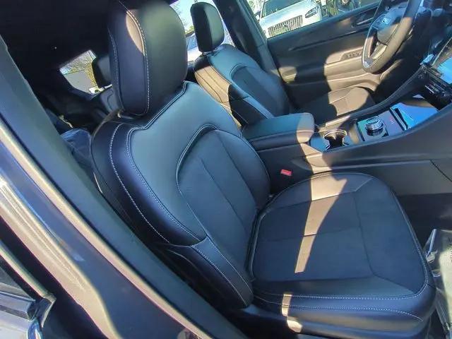 2025 Jeep Grand Cherokee L Altitude X 4x4