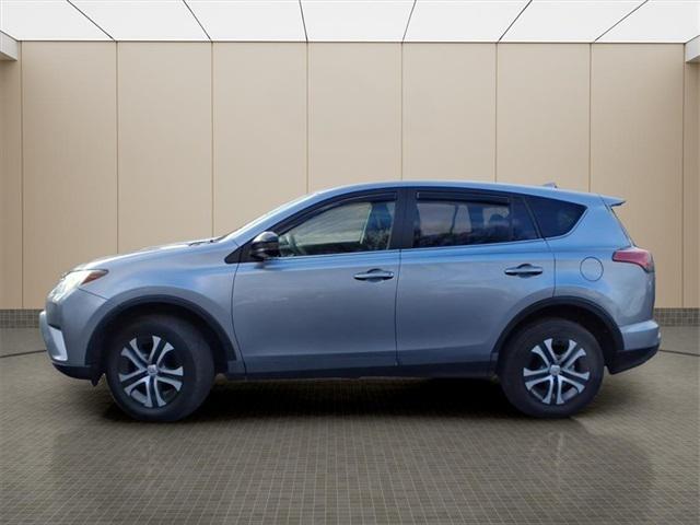2018 Toyota RAV4 LE 2018 Toyota RAV4 LE