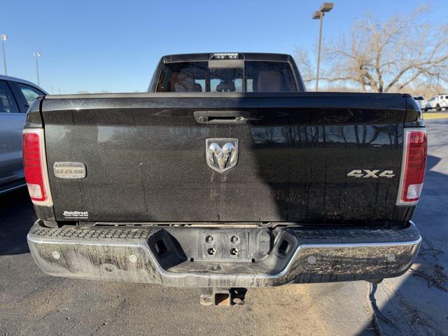 2017 RAM 2500 Longhorn Crew Cab 4x4 64 Box 2017 RAM 2500 Longhorn Crew Cab 4x4 64 Box