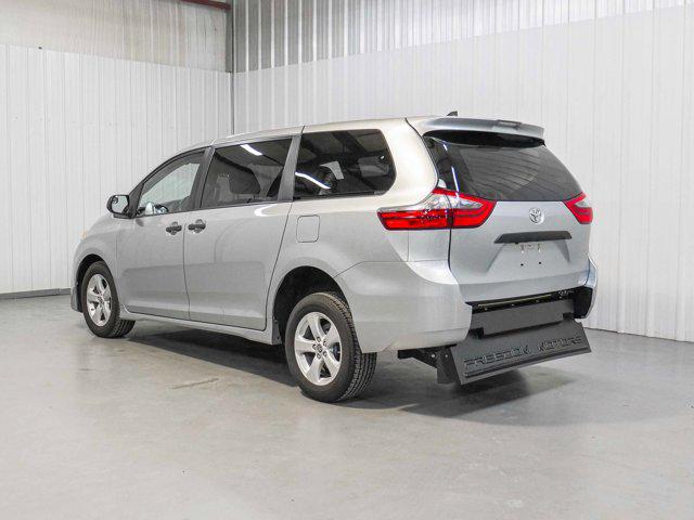 2020 Toyota Sienna L