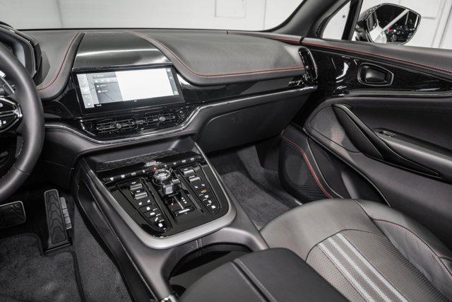 2026 Aston Martin DBX 707