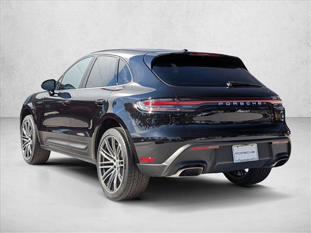 2026 Porsche Macan AWD