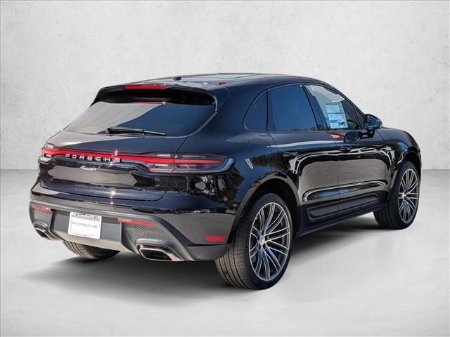 2026 Porsche Macan AWD