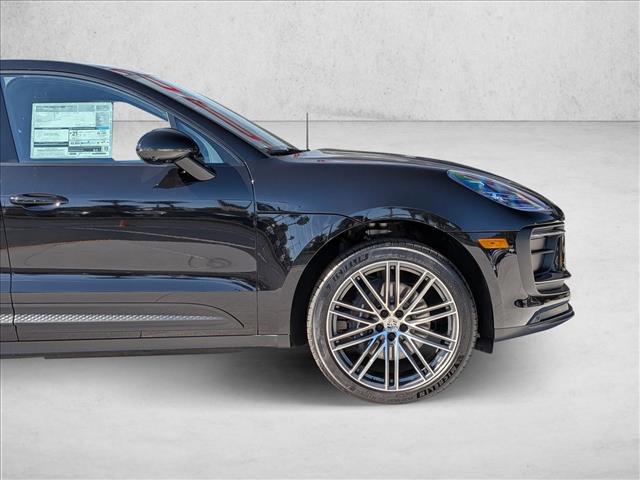 2026 Porsche Macan AWD