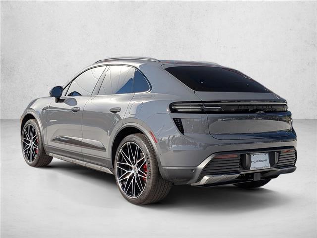 2025 Porsche Macan Electric Turbo