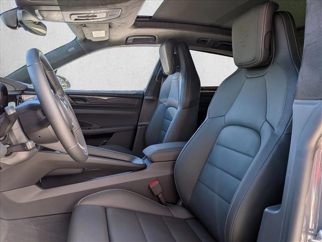 2025 Porsche Macan Electric Turbo