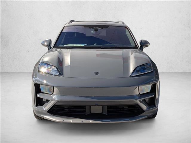 2025 Porsche Macan Electric Turbo
