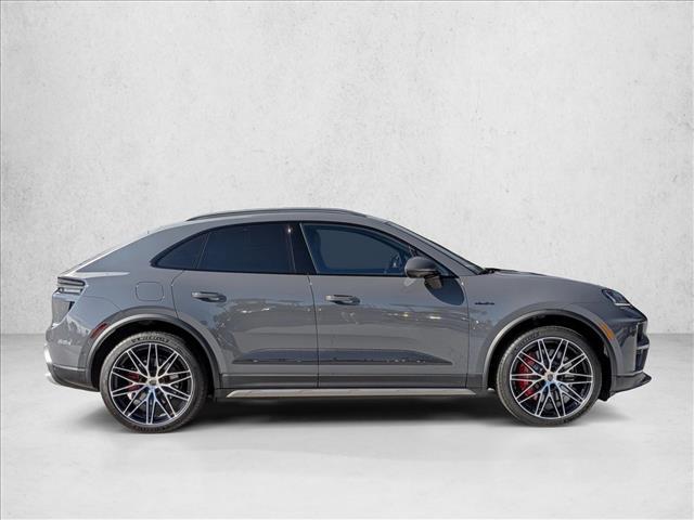 2025 Porsche Macan Electric Turbo
