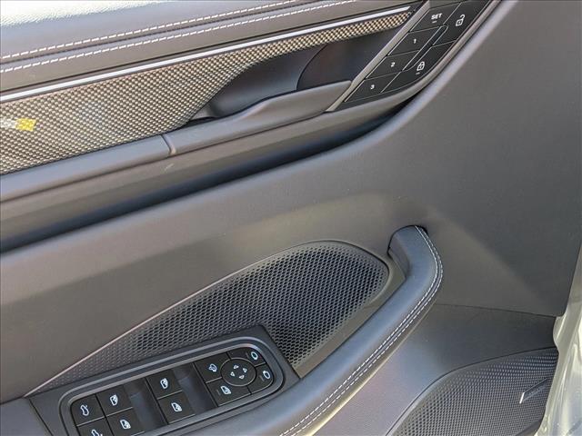 2025 Porsche Macan Electric Turbo