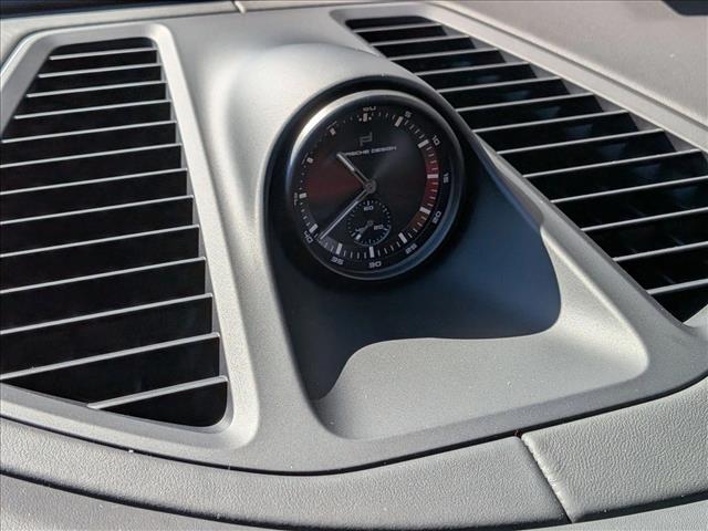 2025 Porsche Macan Electric Turbo