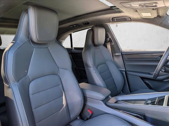 2025 Porsche Macan Electric Turbo