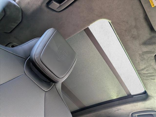 2025 Porsche Macan Electric Turbo