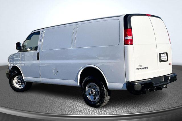 2023 GMC Savana Cargo RWD 3500 Regular Wheelbase Work Van