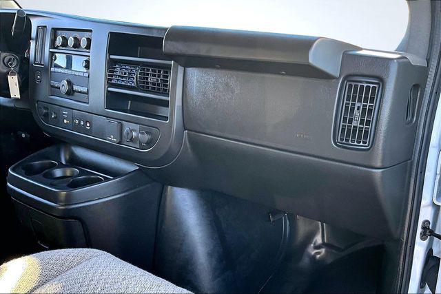 2023 GMC Savana Cargo RWD 3500 Regular Wheelbase Work Van