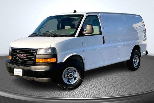 2023 GMC Savana Cargo RWD 3500 Regular Wheelbase Work Van for sale in Tappahannock, VA