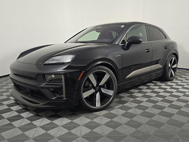 2025 Porsche Macan Electric Turbo for sale in Waukesha, WI