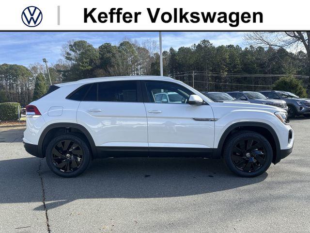 2026 Volkswagen Atlas Cross Sport SE with Technology