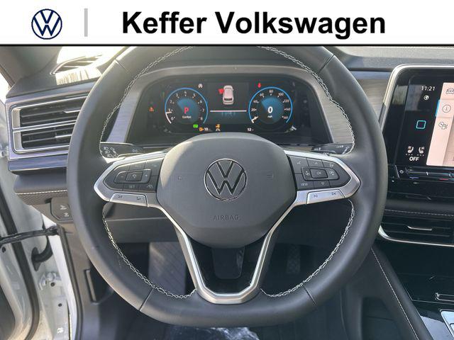 2026 Volkswagen Atlas Cross Sport SE with Technology