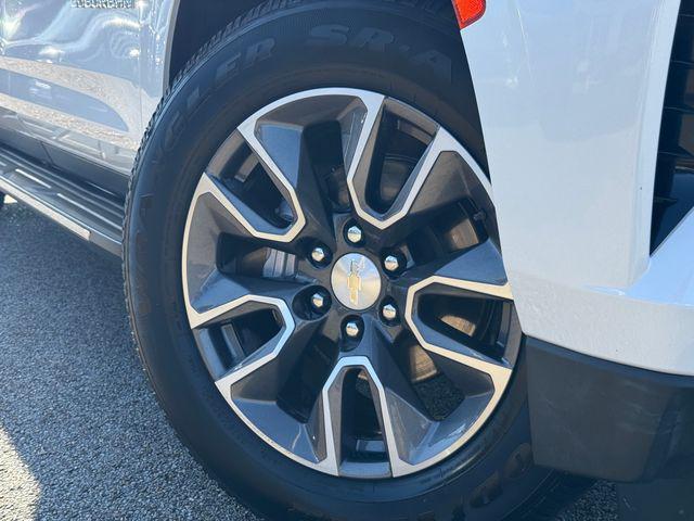 2021 Chevrolet Suburban 2WD LT