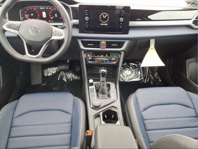 2026 Volkswagen Taos SEL