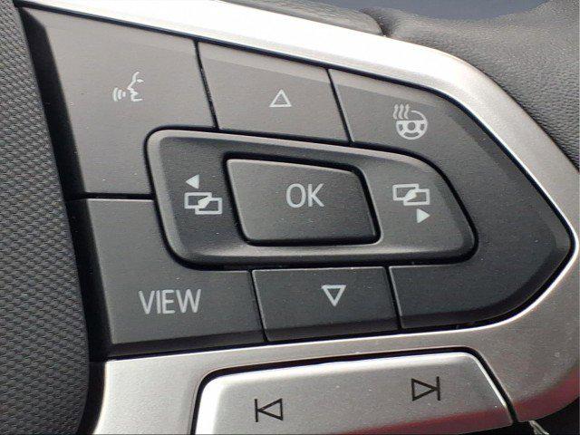 2026 Volkswagen Taos SEL
