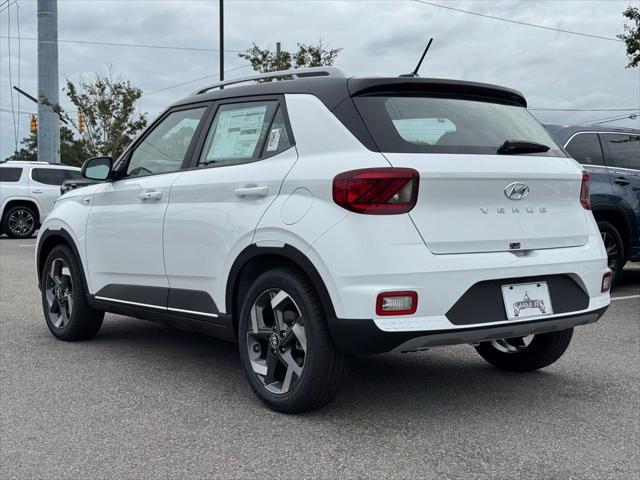2026 Hyundai Venue SEL w/Two-Tone Roof