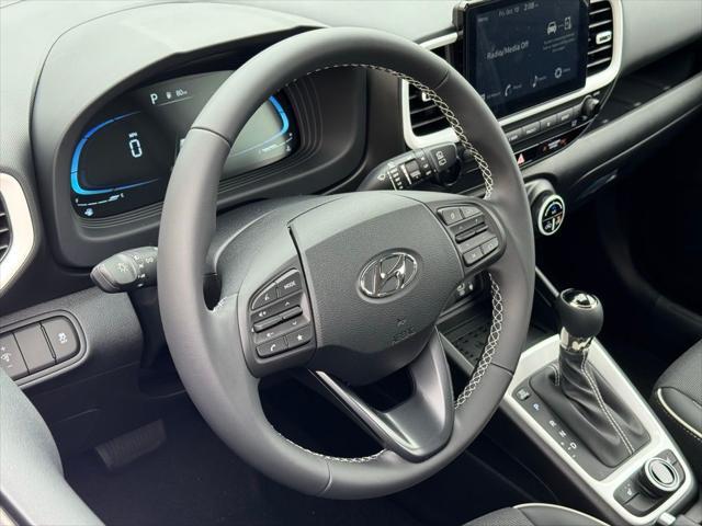 2026 Hyundai Venue SEL w/Two-Tone Roof