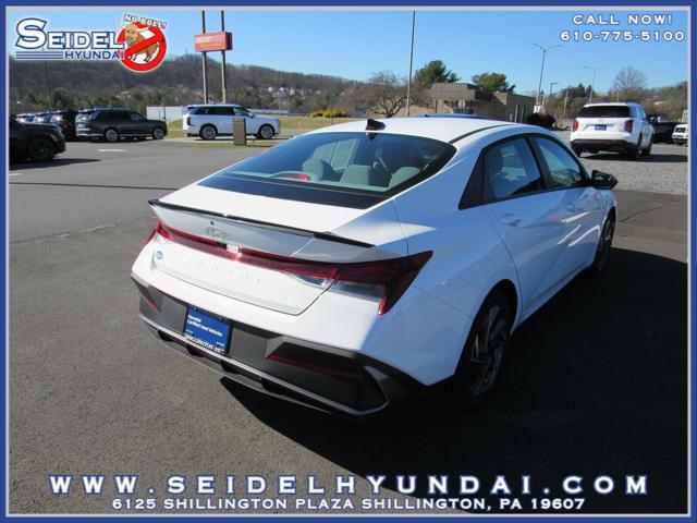 2025 Hyundai Elantra SEL Sport