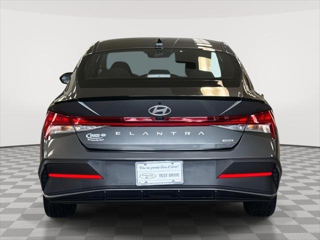 2026 Hyundai Elantra Hybrid SEL Sport