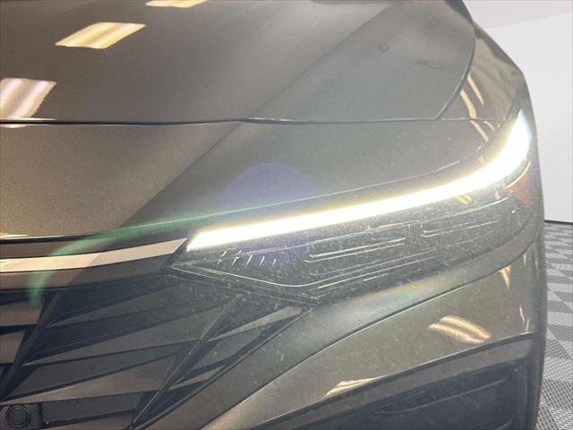 2026 Hyundai Elantra Hybrid SEL Sport
