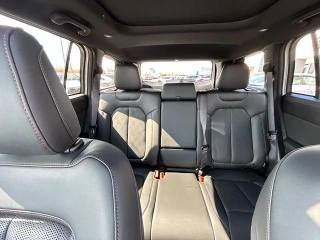 2026 Jeep Cherokee Overland 4x4