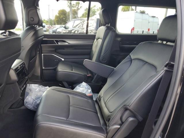 2026 Jeep Grand Wagoneer Limited Altitude 4x4
