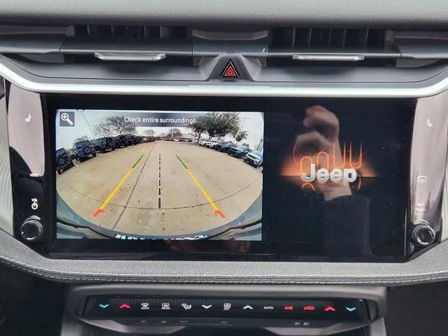2026 Jeep Cherokee Laredo 4x4