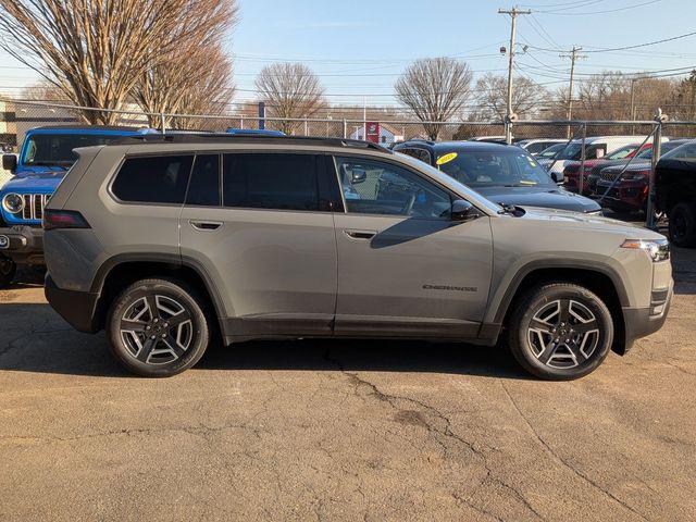 2026 Jeep Cherokee CHEROKEE LAREDO 4X4