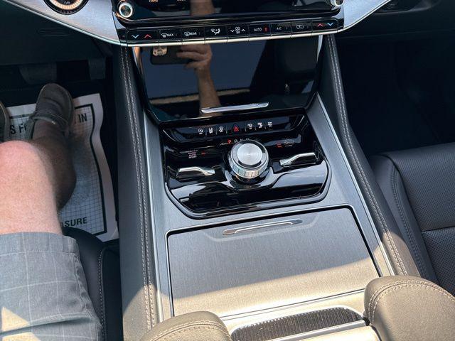 2026 Jeep Grand Wagoneer Limited Reserve 4x4