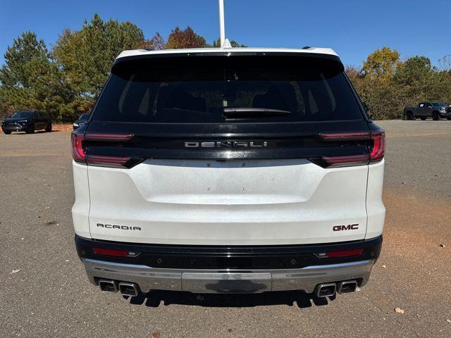 2024 GMC Acadia FWD Denali