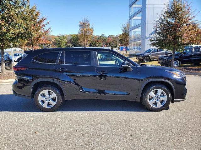 2024 Toyota Highlander LE 2024 Toyota Highlander LE