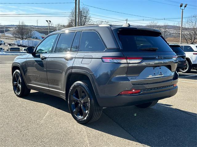2025 Jeep Grand Cherokee Altitude X 4x4