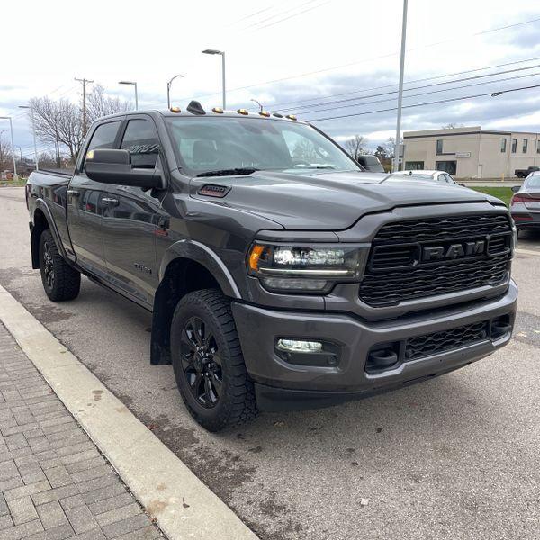 2022 RAM 3500 Limited Crew Cab 4x4 64 Box